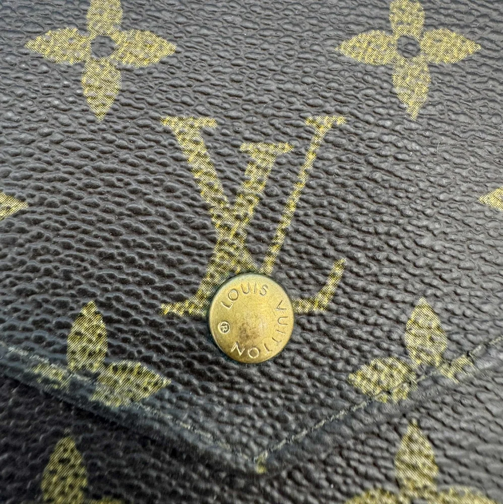 Louis Vuitton Monogram Bifold Wallet - Picture 4 of 16